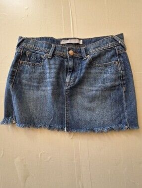 Old Navy Denim Mini Skirt Size S Frayed Hem Embroidered Pocket Detail Y2K
